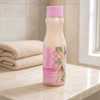 shampoo magia capilar milagros en uso